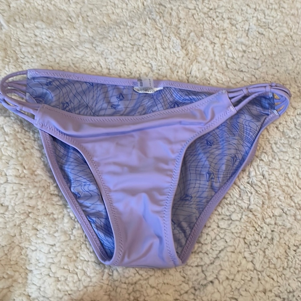 Volcom lavender swim bottom